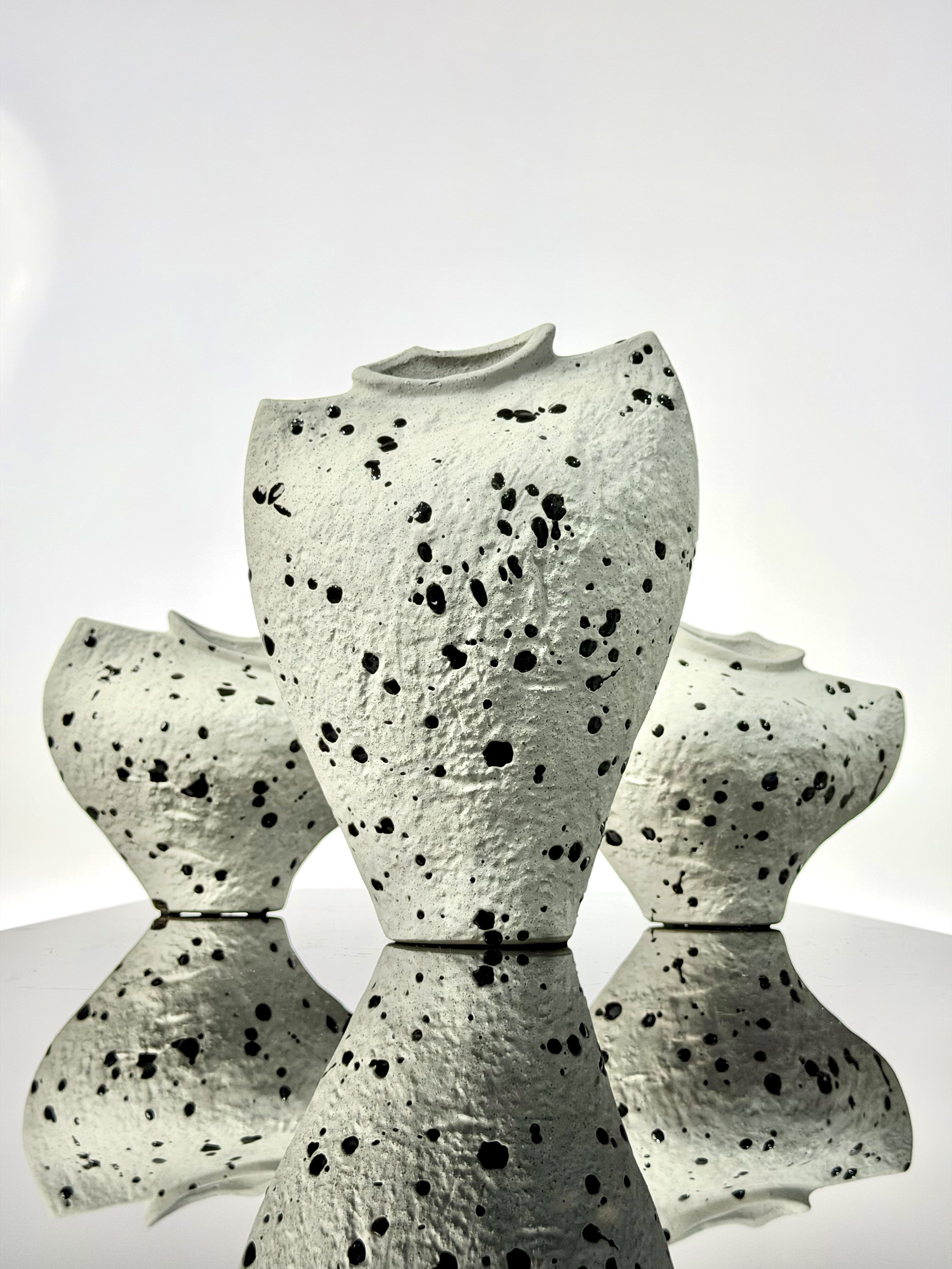 Obsidian Speckle Vase Collection